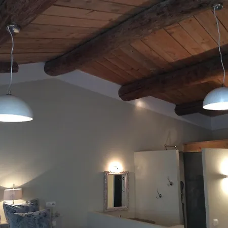 Le Moulin Des Pinchinats Bed & Breakfast Aix-en-Provence