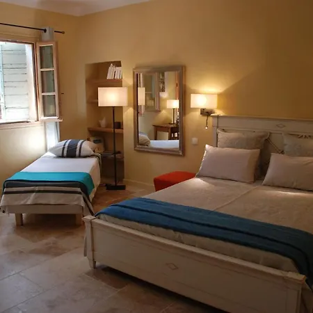 Bed & Breakfast Le Moulin Des Pinchinats Aix-en-Provence